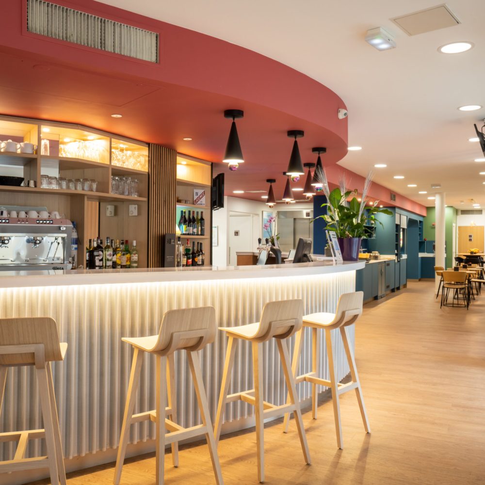 IBIS Poissy-13